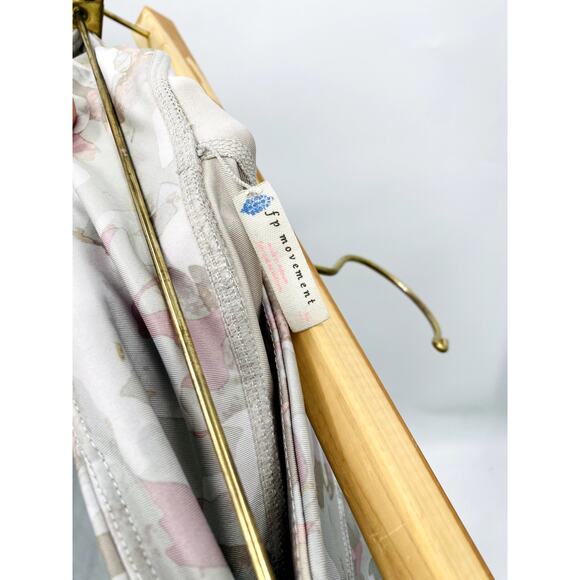 Free People Movement Daybreak Light Camo Drawstring Legging - Picture 4 of 4